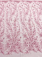 Dantela Couture Roz cu Model Floral, Perle, Margele si Paiete